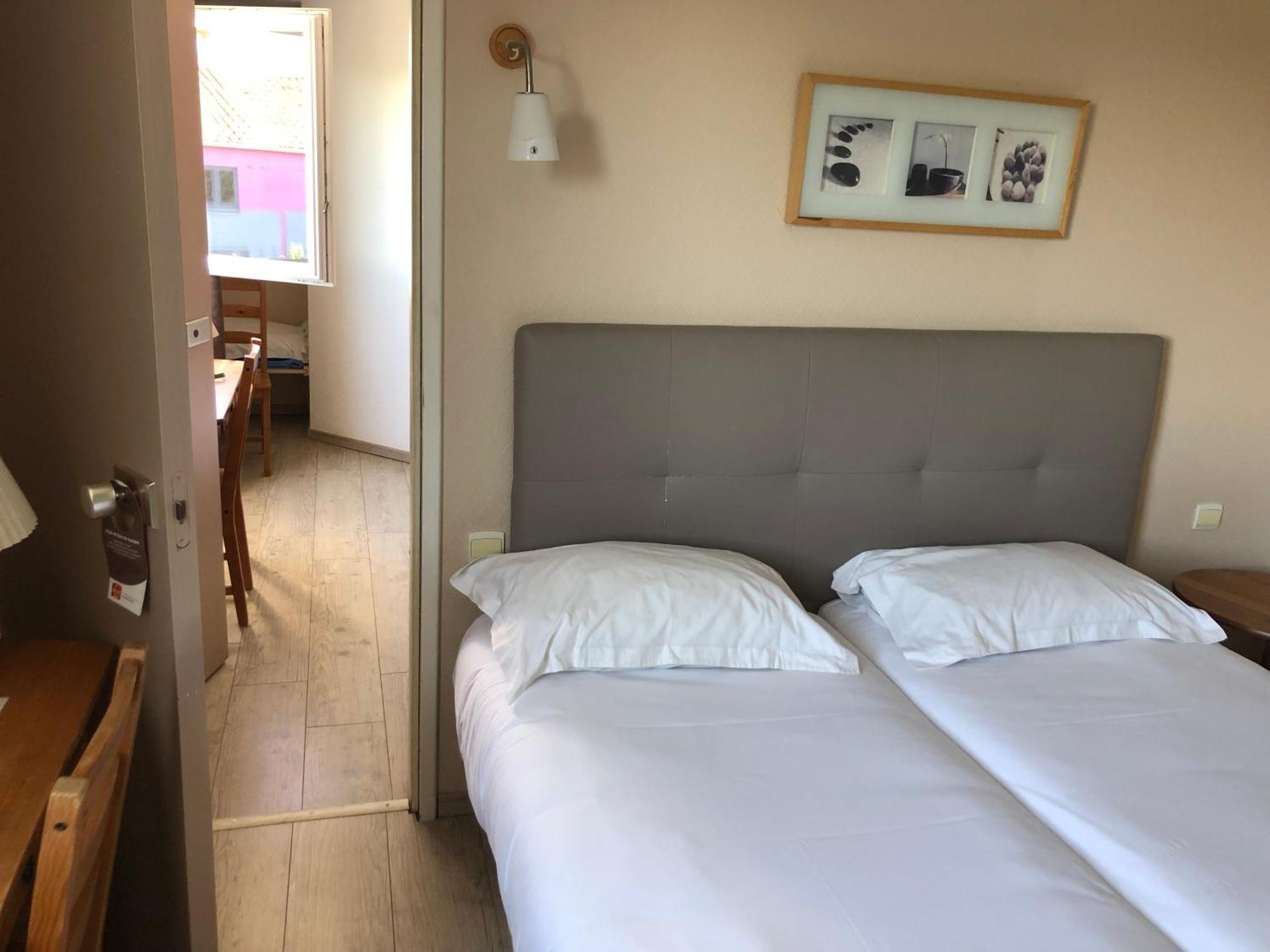מוגויו Contact Hotel Le Sud Montpellier Aeroport Parc Expo Arena מראה חיצוני תמונה