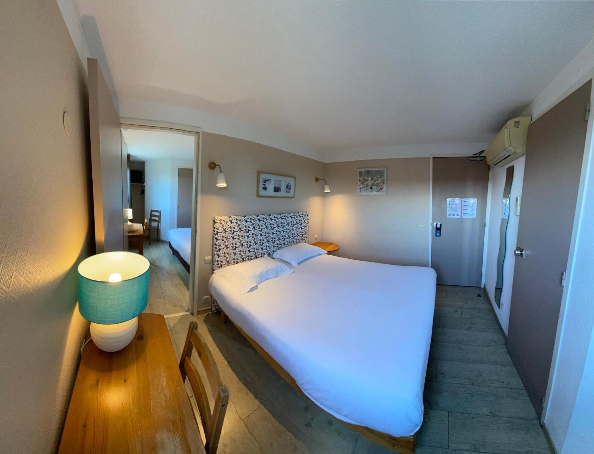 מוגויו Contact Hotel Le Sud Montpellier Aeroport Parc Expo Arena מראה חיצוני תמונה